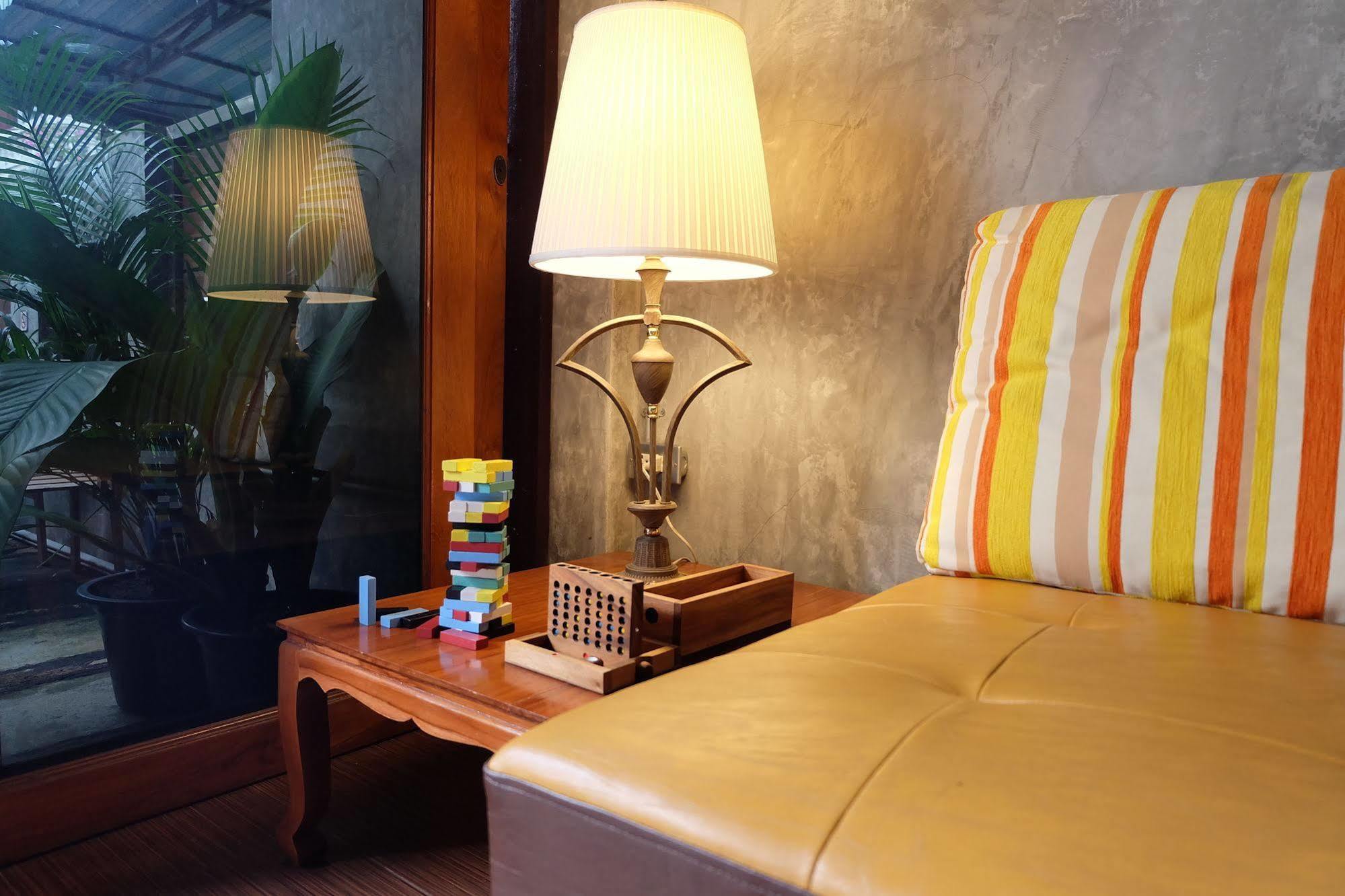 Tiny Hostel Μπανγκόκ Εξωτερικό φωτογραφία