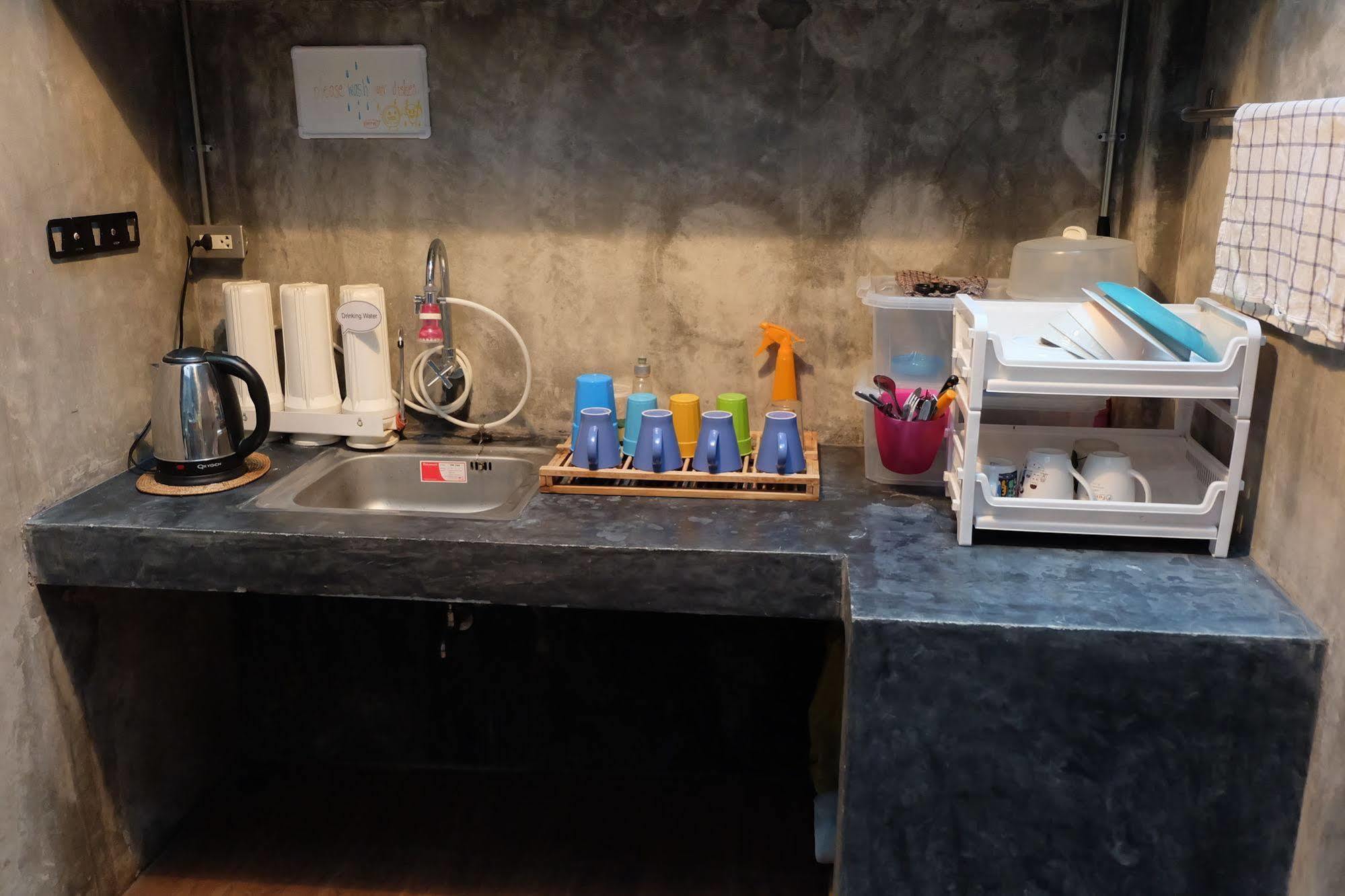 Tiny Hostel Μπανγκόκ Εξωτερικό φωτογραφία