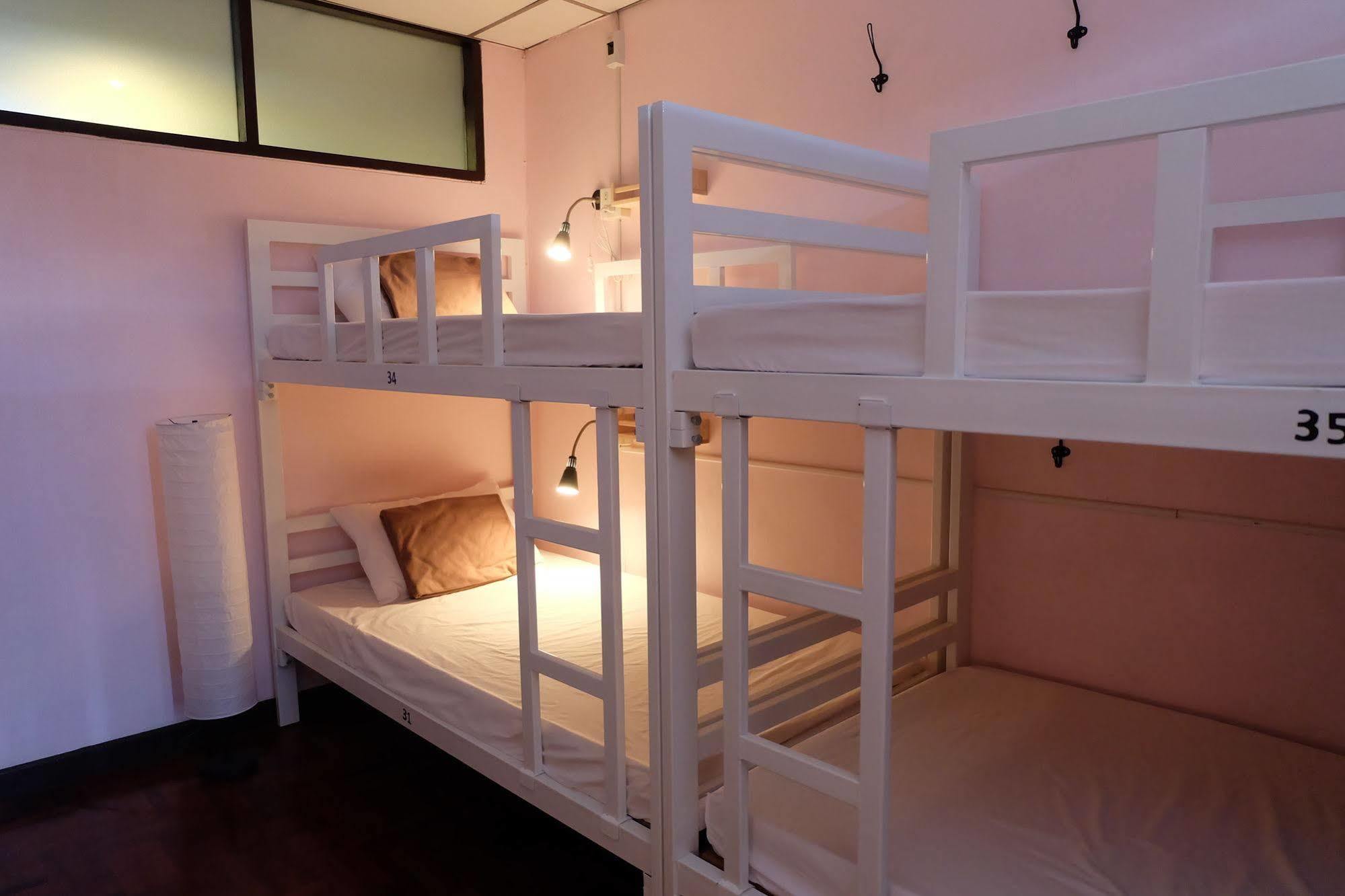 Tiny Hostel Μπανγκόκ Εξωτερικό φωτογραφία